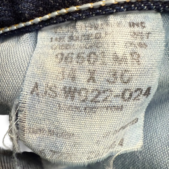 Wrangler Authentic Men's 34x30 Dark Wash Classic Fit Jeans Size - Picture 5 of 7